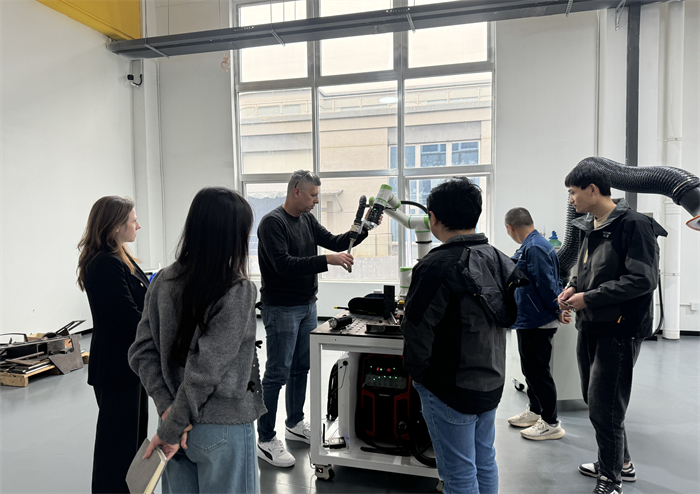VIP Client from Israel visit NODHA factory - in-depth experience of intelligent welding