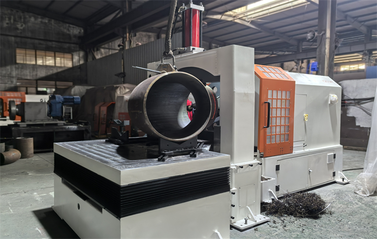 Customer from India Inspects CNC Straight Pipe-Elbow Beveling Machine at Factory