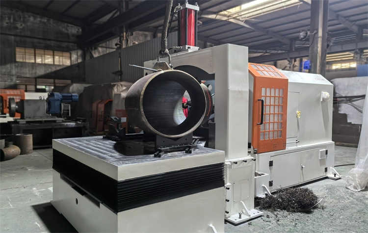 Customer from India Inspects CNC Straight Pipe-Elbow Beveling Machine at Factory