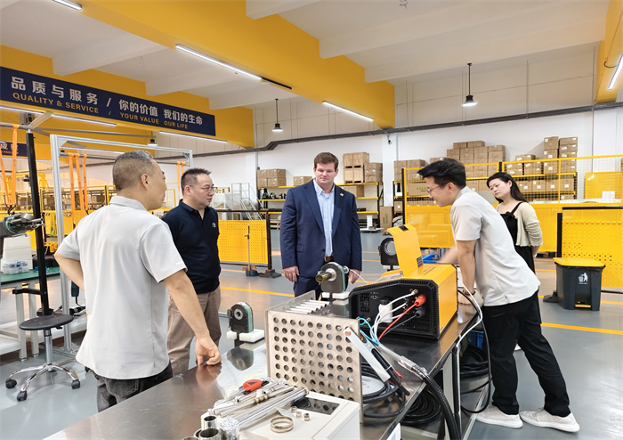 Client from the US Visits NODHA
